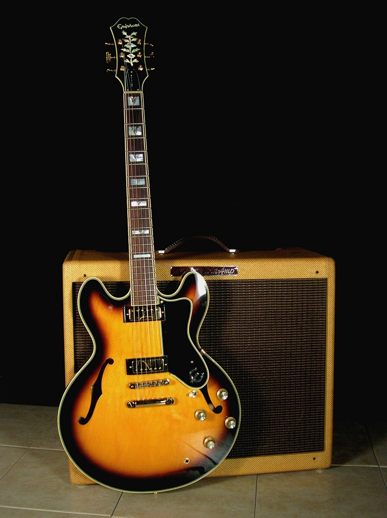 2007_Epiphone_Sheraton_Elitist.jpg